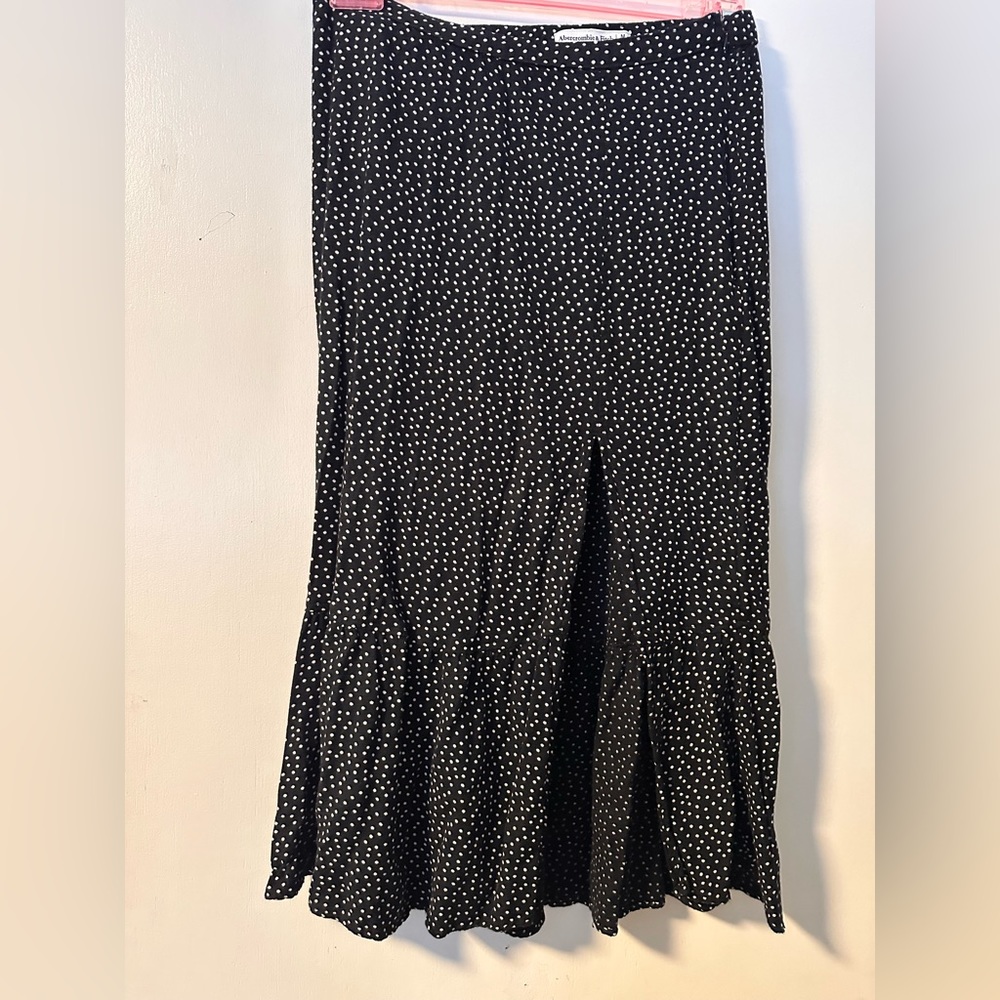 Abercrombie midi polka dot skirt